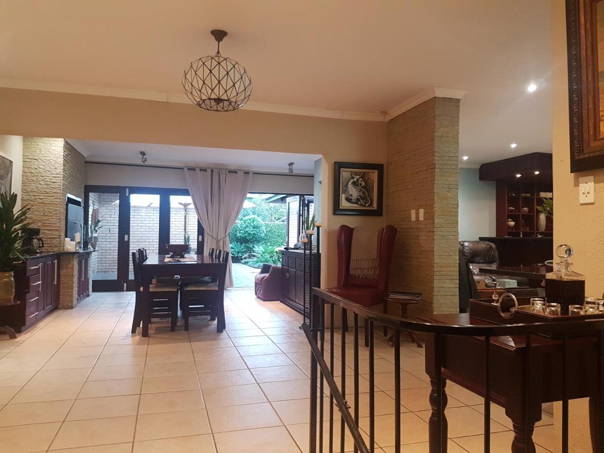 Le Gallerie Luxury Accommodation 그래스콥 외부 사진